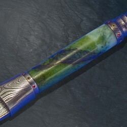 Myanmar Minthamee Damascus dagger with jade handle close up