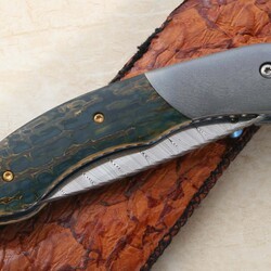 Ivory &amp;amp; Damascus Gentlemen Folder closed view