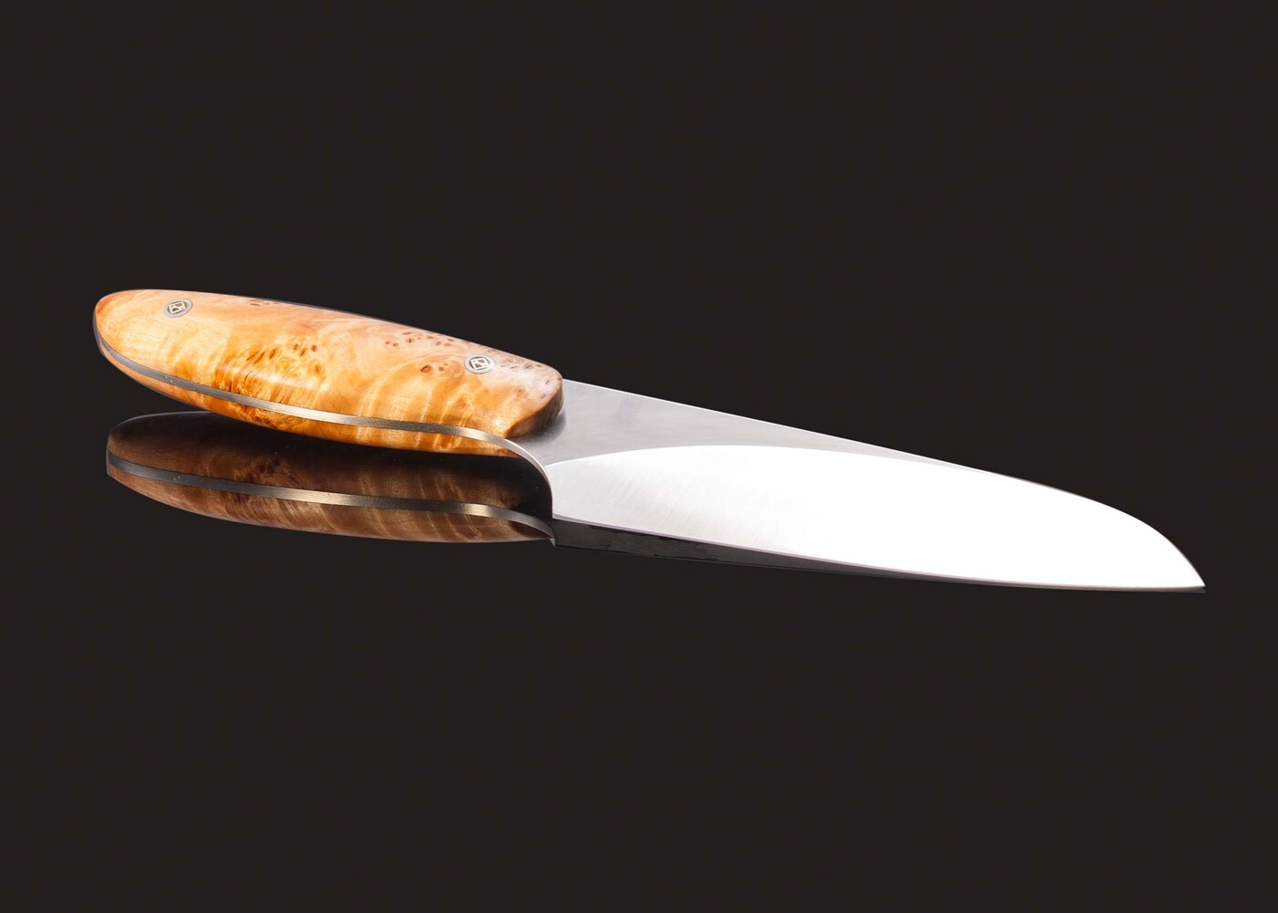 Evolution Chef Knife 142 mm Blade with Blond Maple Burl Handle other view
